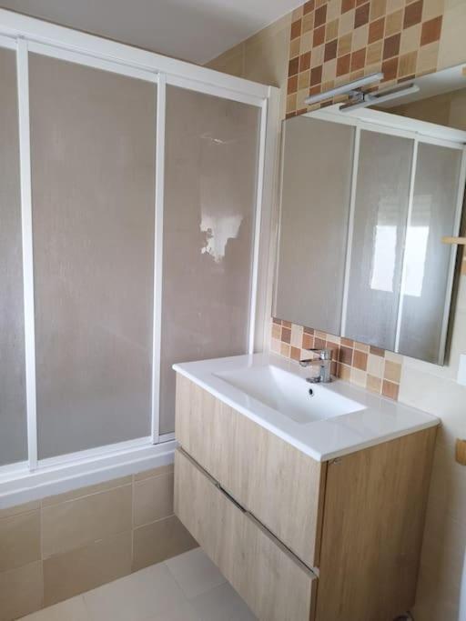 Apartamento En Jerez 3 Dormitorios Y 2 Banos Jerez de la Frontera Exterior photo